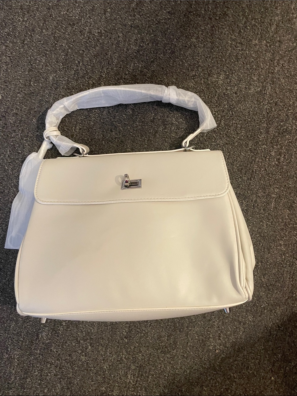 Designer Style Cream Handbag Shoulder Bag w/ belt